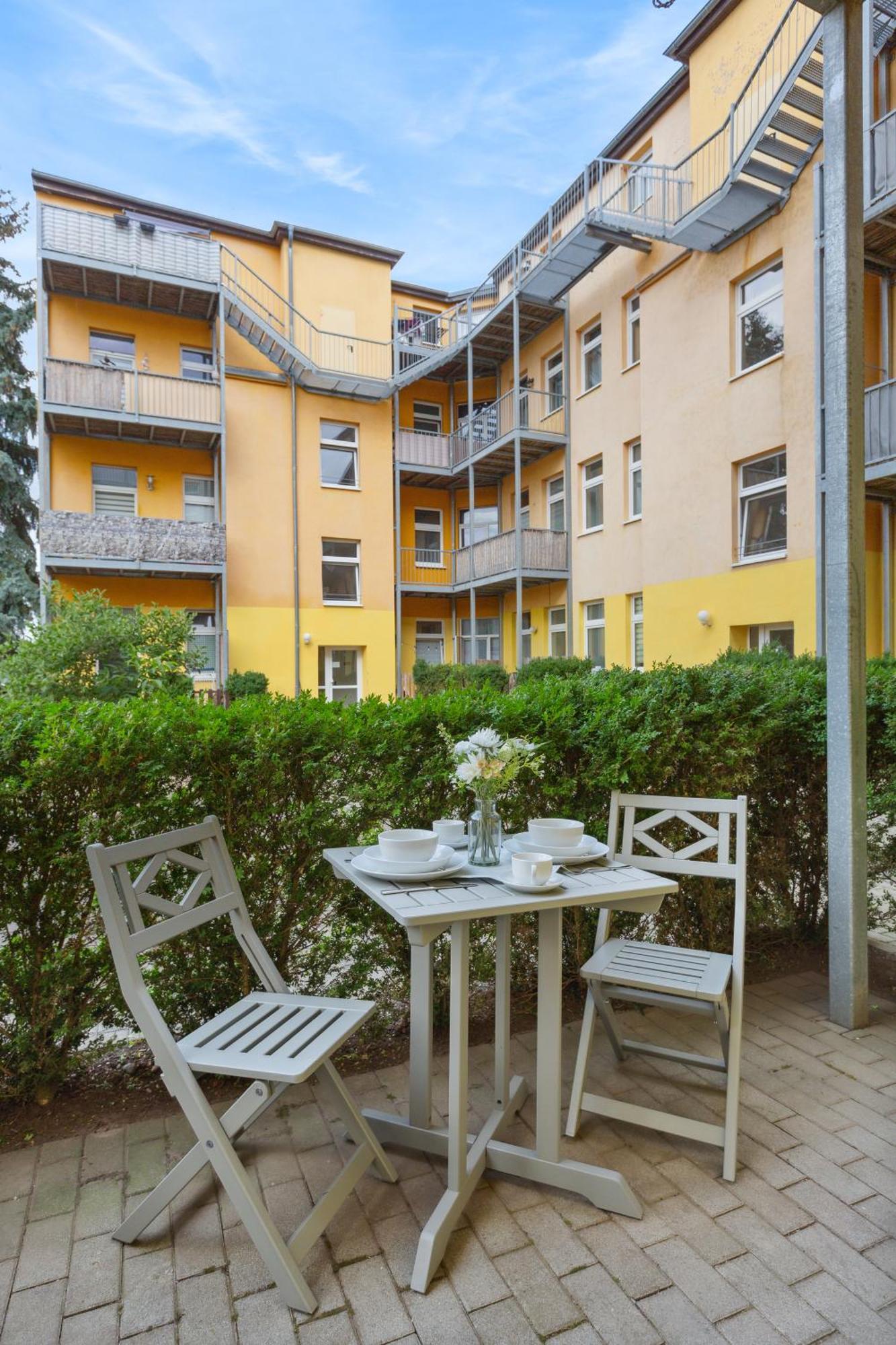 Apartment Midnight Sky - Golden Sunrise Magdeburg